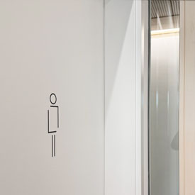 LED illuminated signage and more for the new headquarters of office furniture manufacturer Hammerbacher in Neumarkt in der Oberpfalz