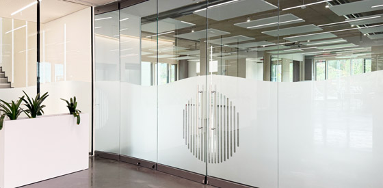 LED illuminated signage and more for the new headquarters of office furniture manufacturer Hammerbacher in Neumarkt in der Oberpfalz