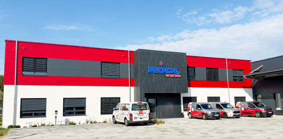 LED Signage and Metal Facade for RÖDL energie